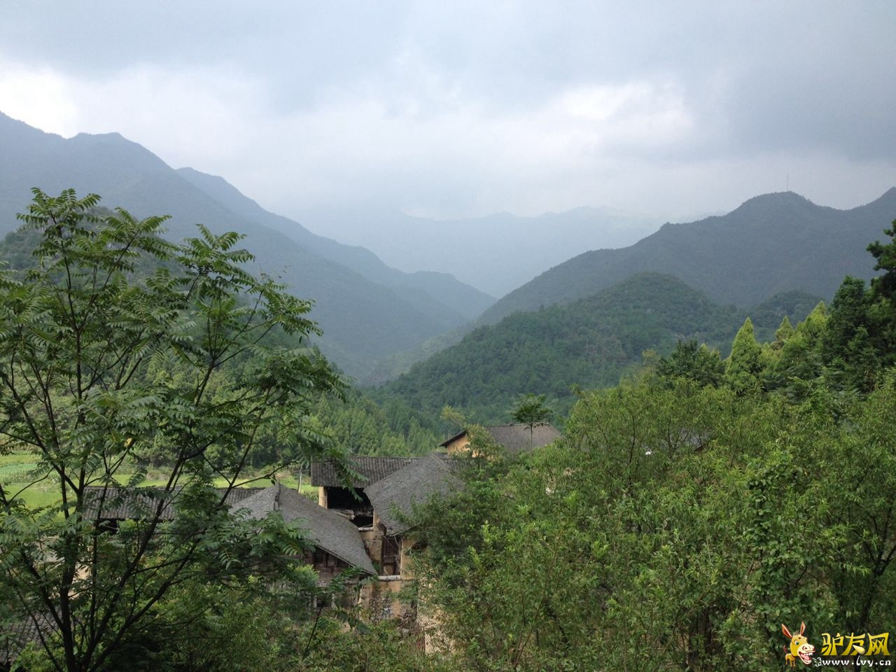 a9dd486792b5e3847b87c0709291a16c地下河.jpg